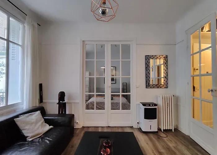 Nice And Cozy 1B Apartment In The Heart Of Paris